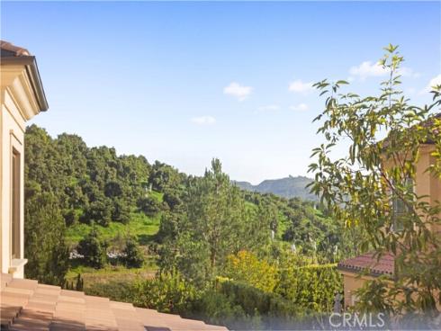 111  Winnett  , Irvine, CA