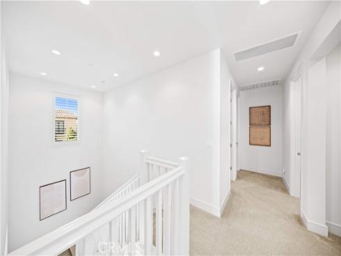 111  Winnett  , Irvine, CA