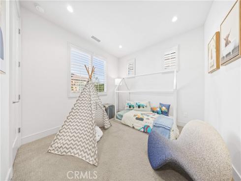 111  Winnett  , Irvine, CA