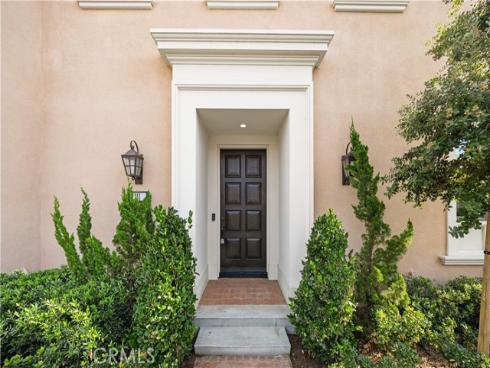 111  Winnett  , Irvine, CA