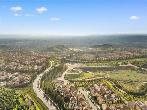 111  Winnett  , Irvine, CA