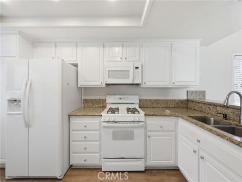 38 Wetstone , Irvine, CA