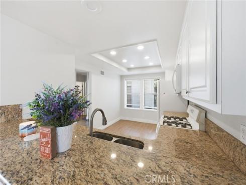 38 Wetstone , Irvine, CA