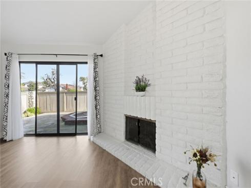 38 Wetstone , Irvine, CA