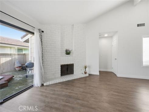 38 Wetstone , Irvine, CA