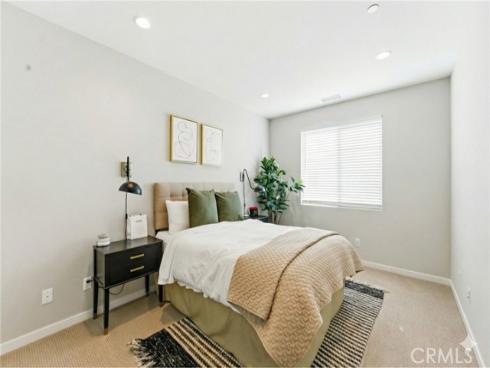 330 Magnet , Irvine, CA