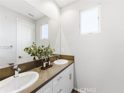 330 Magnet , Irvine, CA