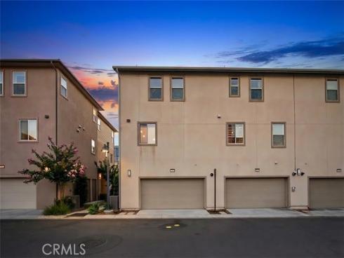 204  Keeper  , Irvine, CA