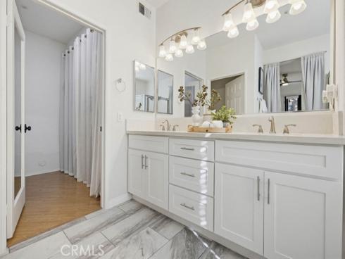 6 Idyllwild 10 , Irvine, CA