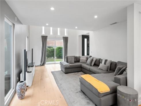 15441  Alsace  , Irvine, CA