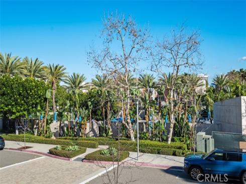 87  Lennox  , Irvine, CA