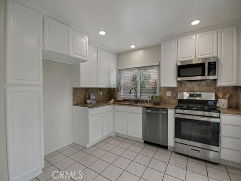 15  Woodrush  , Irvine, CA