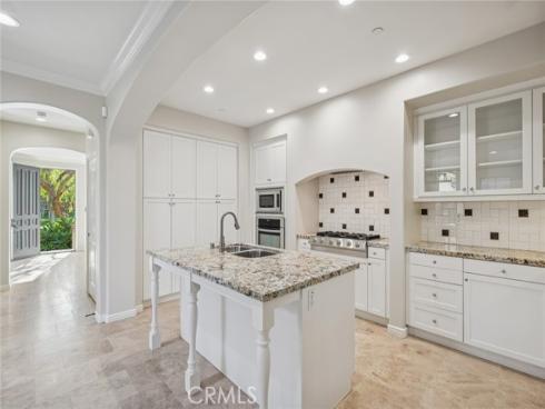 22  Ridge Valley  , Irvine, CA