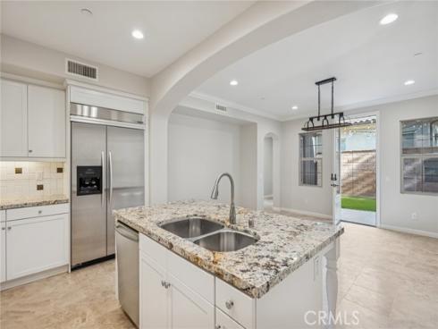 22  Ridge Valley  , Irvine, CA