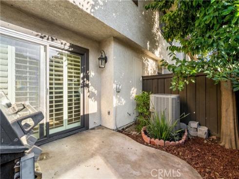 5151  Walnut Unit#27  , Irvine, CA