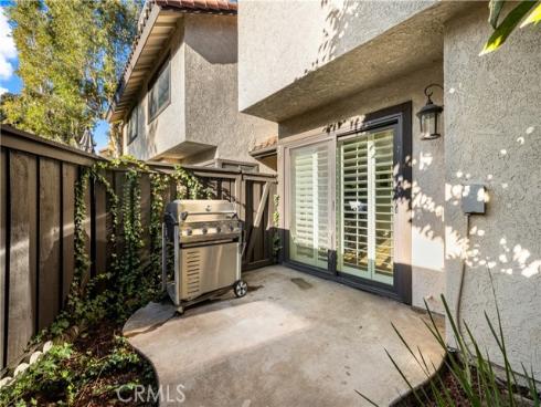 5151  Walnut Unit#27  , Irvine, CA