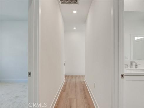 230  Sora  , Irvine, CA