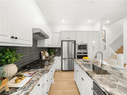 779 Benchmark , Irvine, CA