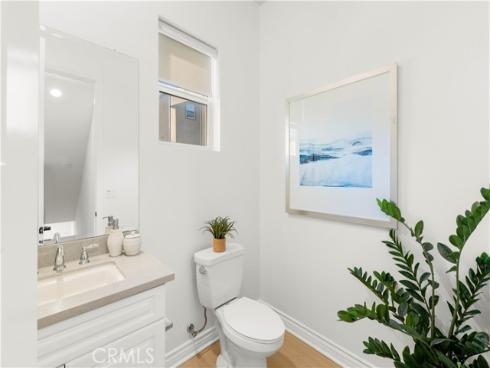 779 Benchmark , Irvine, CA