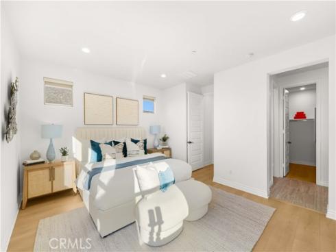 779 Benchmark , Irvine, CA