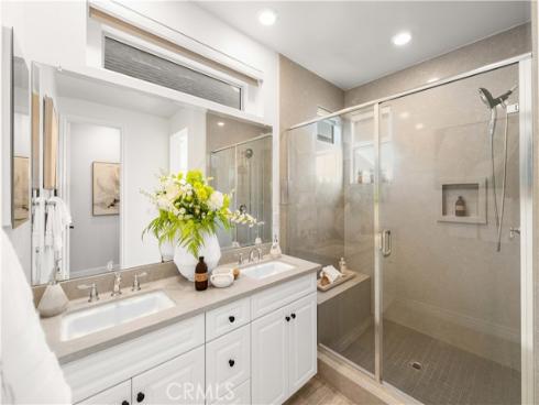 779 Benchmark , Irvine, CA