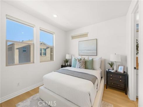 779 Benchmark , Irvine, CA