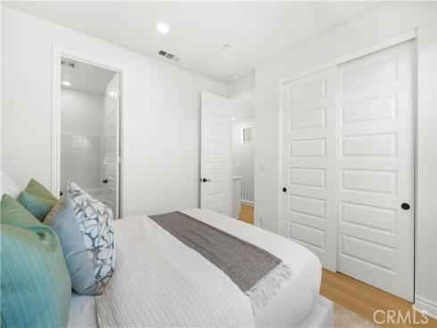 779 Benchmark , Irvine, CA