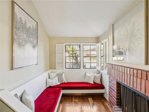 14  Whistling  , Irvine, CA