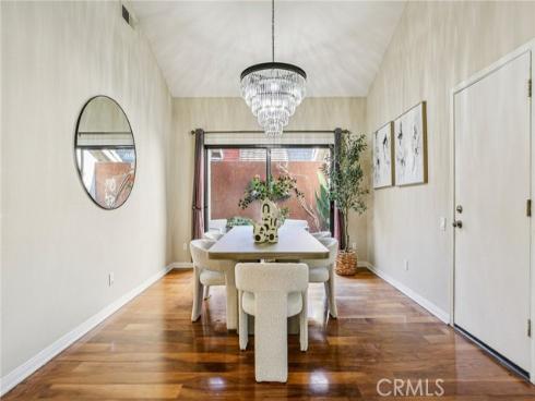 14  Whistling  , Irvine, CA