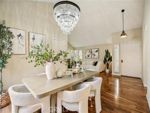 14  Whistling  , Irvine, CA