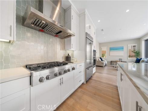 103  Sky Hts  , Irvine, CA