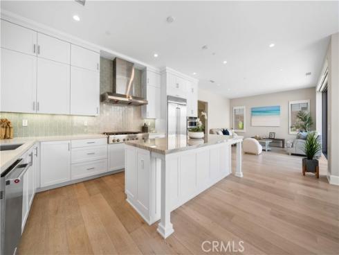 103  Sky Hts  , Irvine, CA