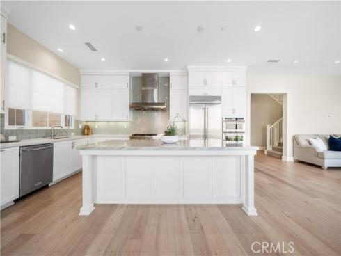 103  Sky Hts  , Irvine, CA