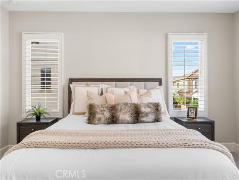 103  Sky Hts  , Irvine, CA