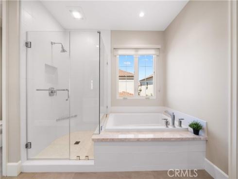 103  Sky Hts  , Irvine, CA