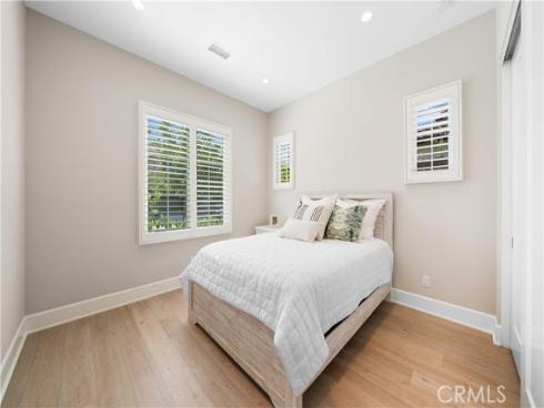 103  Sky Hts  , Irvine, CA