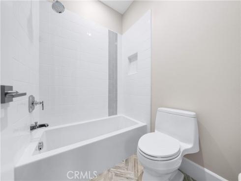 103  Sky Hts  , Irvine, CA