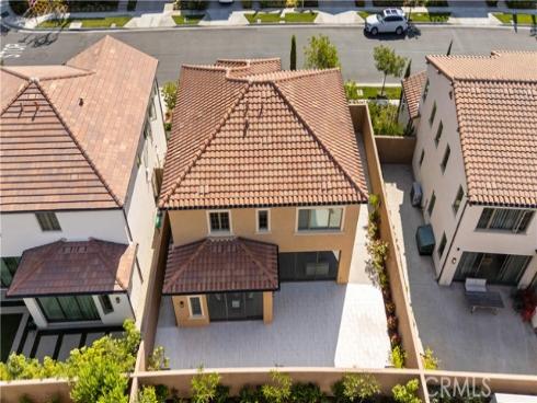 103  Sky Hts  , Irvine, CA