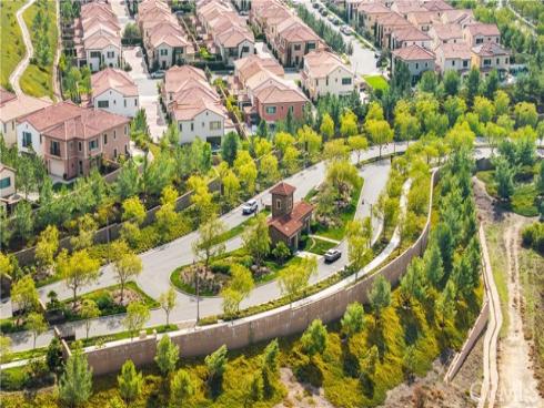 103  Sky Hts  , Irvine, CA