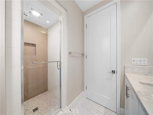 103  Sky Hts  , Irvine, CA