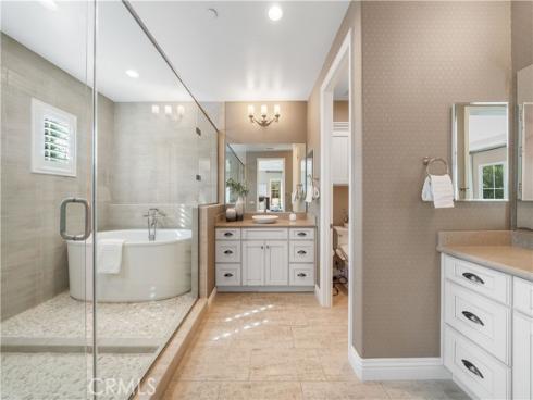 52 Cummings , Irvine, CA