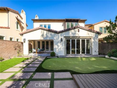 10 Shadybend , Irvine, CA