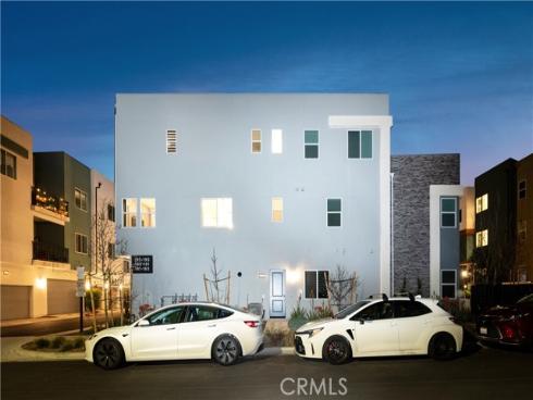 195  Sash  , Irvine, CA