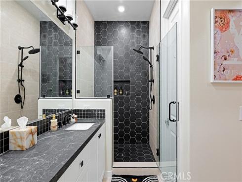 195  Sash  , Irvine, CA