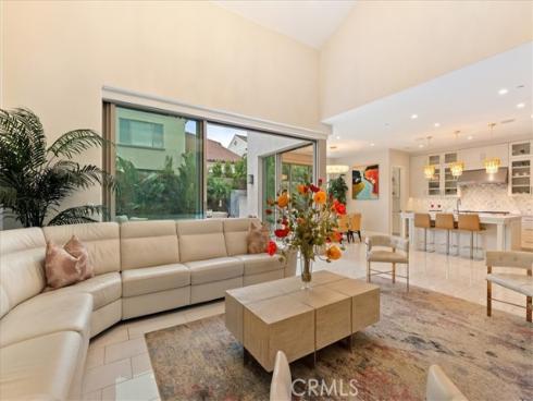 244  Coal Mine  , Irvine, CA