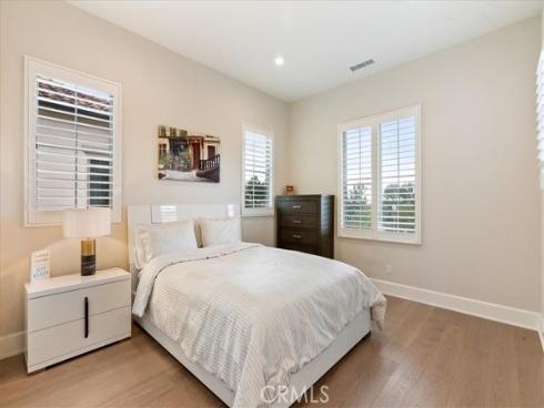 244  Coal Mine  , Irvine, CA