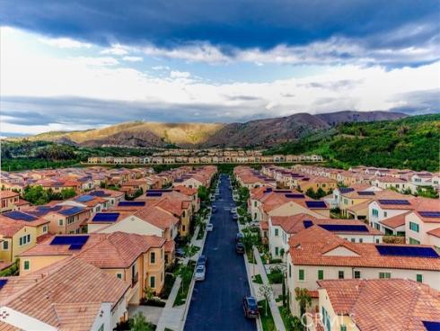 244  Coal Mine  , Irvine, CA