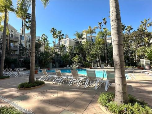 2243  Martin  117 , Irvine, CA