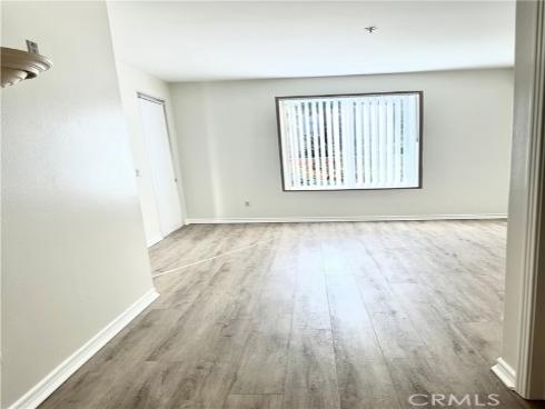 2243  Martin  117 , Irvine, CA