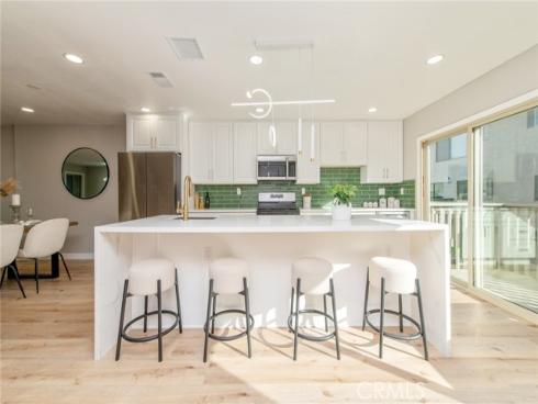 7  sunup  , Irvine, CA